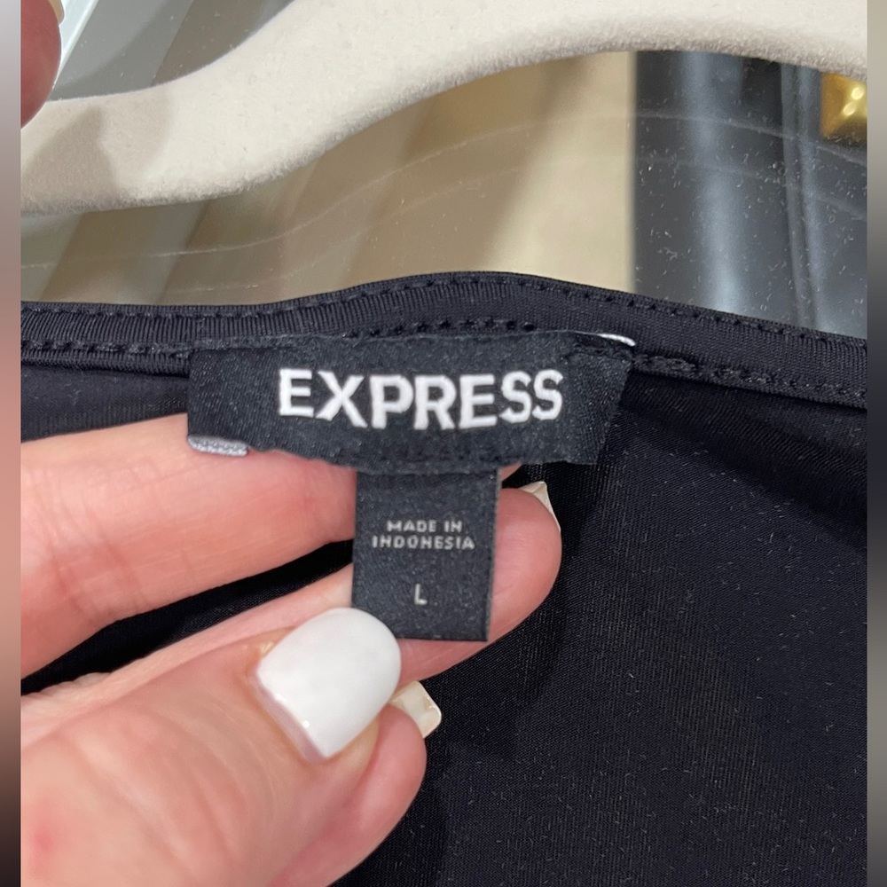 Express bodysuit ❤️ - Picture 6 of 7